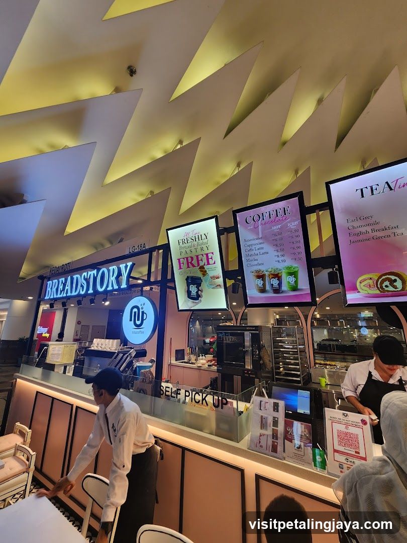 Breadstorey and Coffee Shop Interior