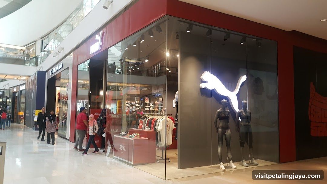 Puma Storefront in Mall