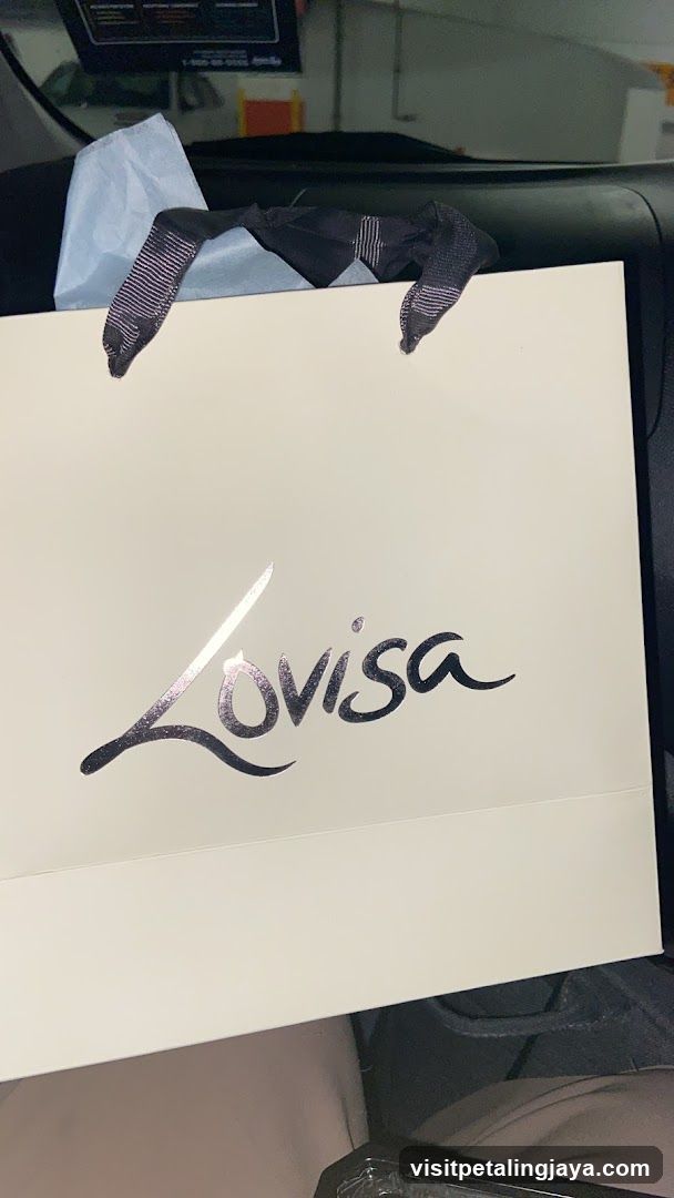 Lovisa shopping bag