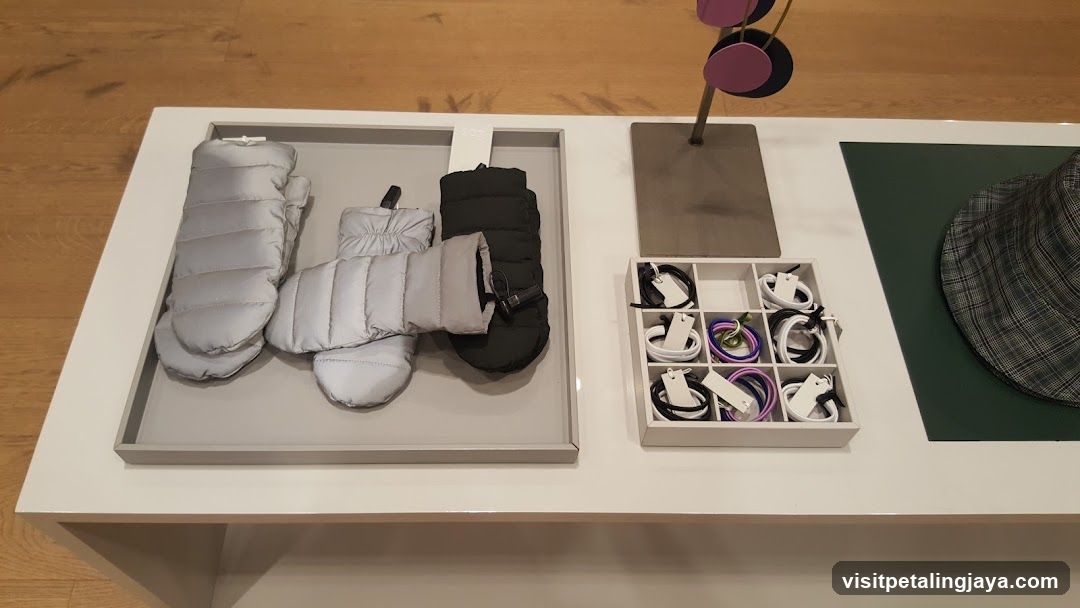 Product Display Table