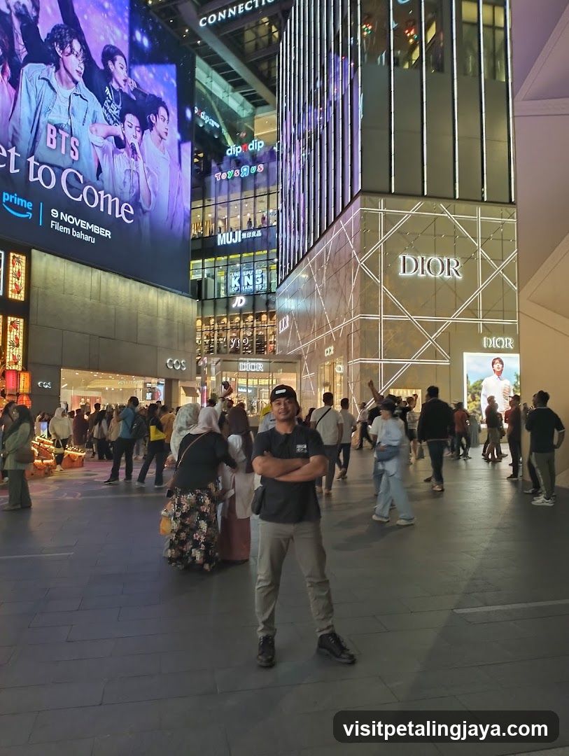 BTS Concert Announcement in Shopping Mall