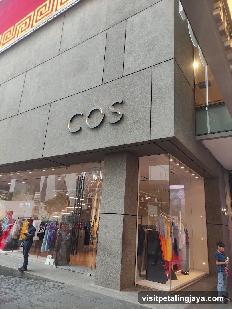COS Store Exterior