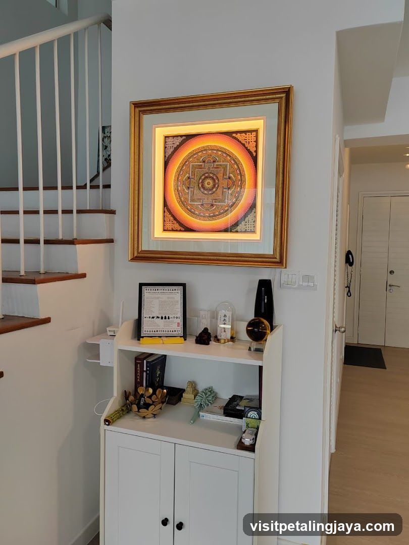 Interior Entryway with Artwork and Decor