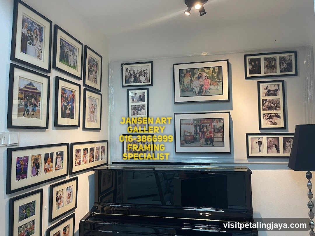 Jansen Art Gallery Interior