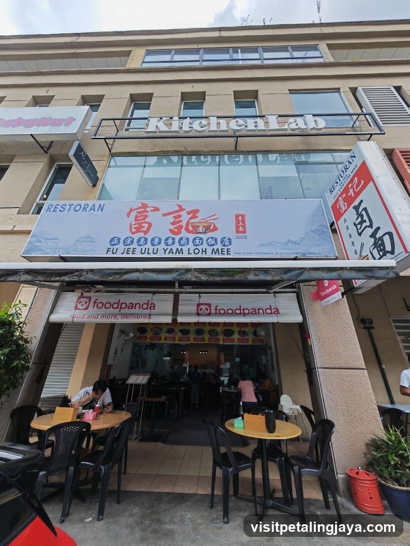 Restoran Fu Jee Ulu Yam Loh Mee Kota Damansara 富记正宗福建乌鲁音卤面饭店