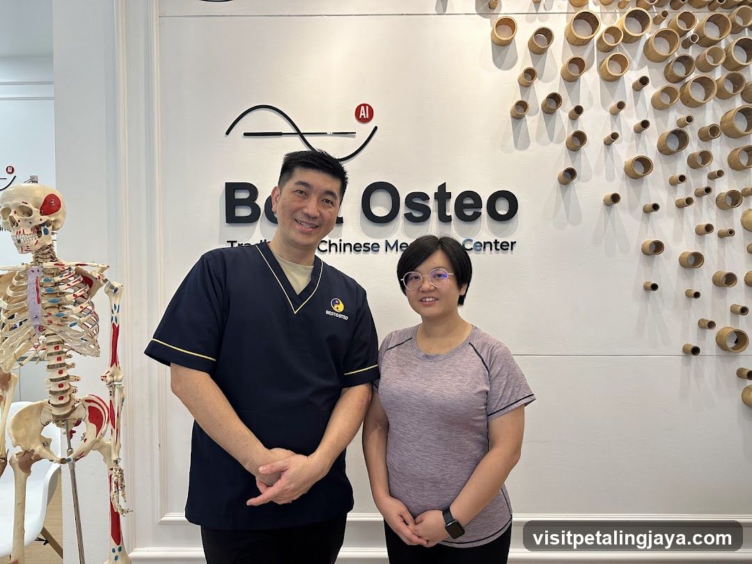 Staff at Bone Osteo Center