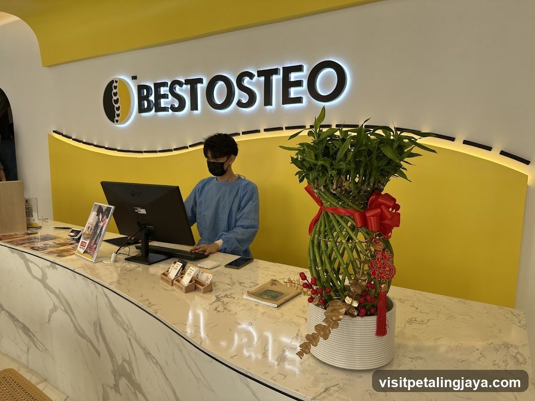 Best Osteo Reception Desk