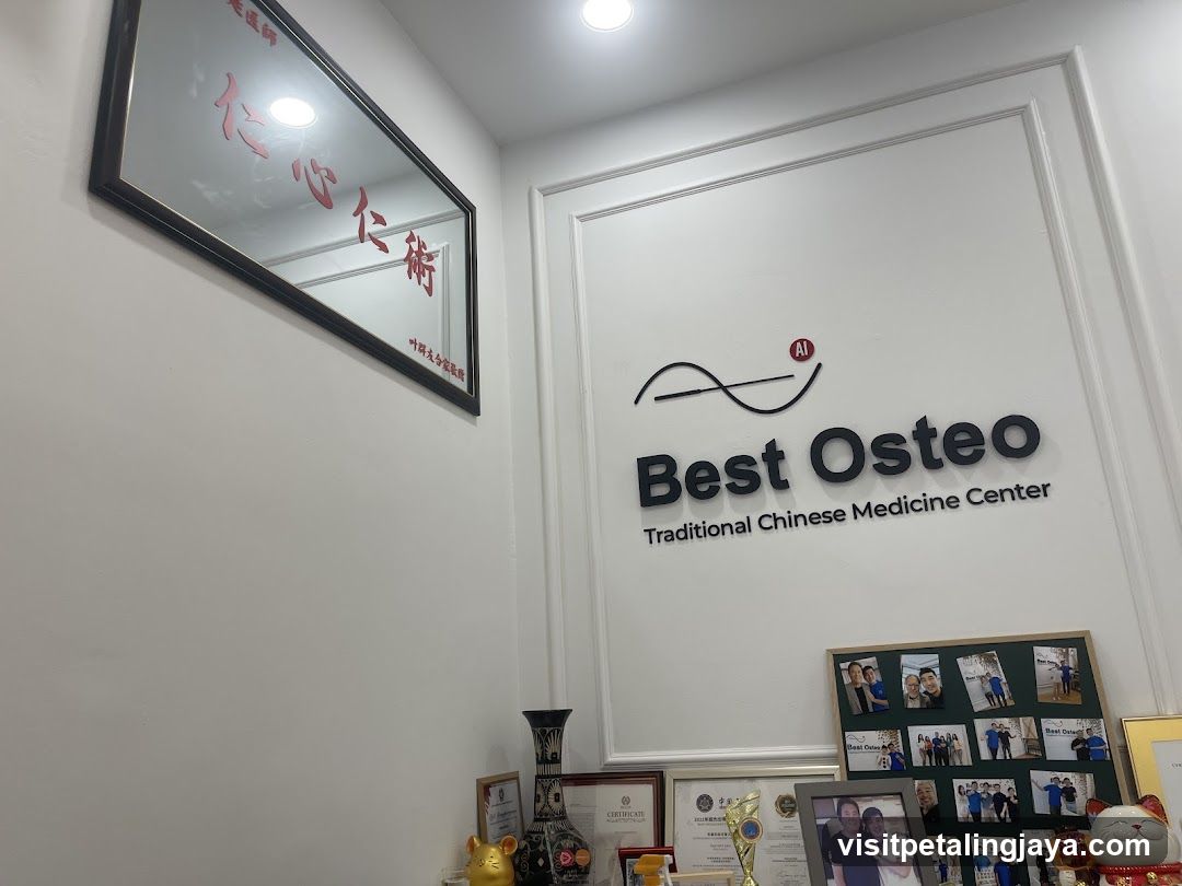 Best Osteo Traditional Chinese Medicine Center Interior