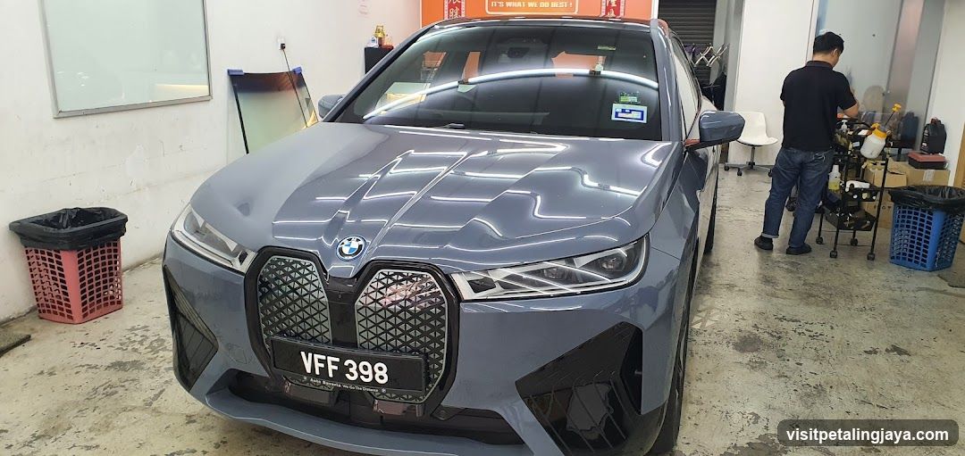 BMW Car Detailing Shop Interior