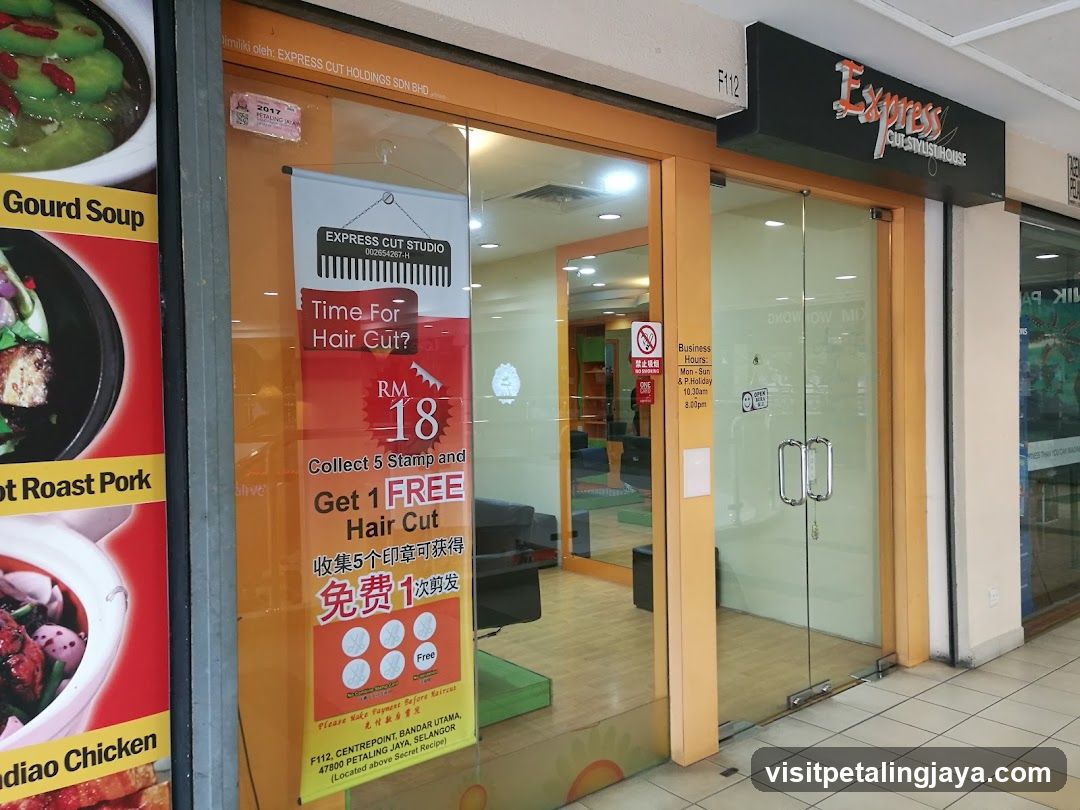Express Cut Studio Entrance