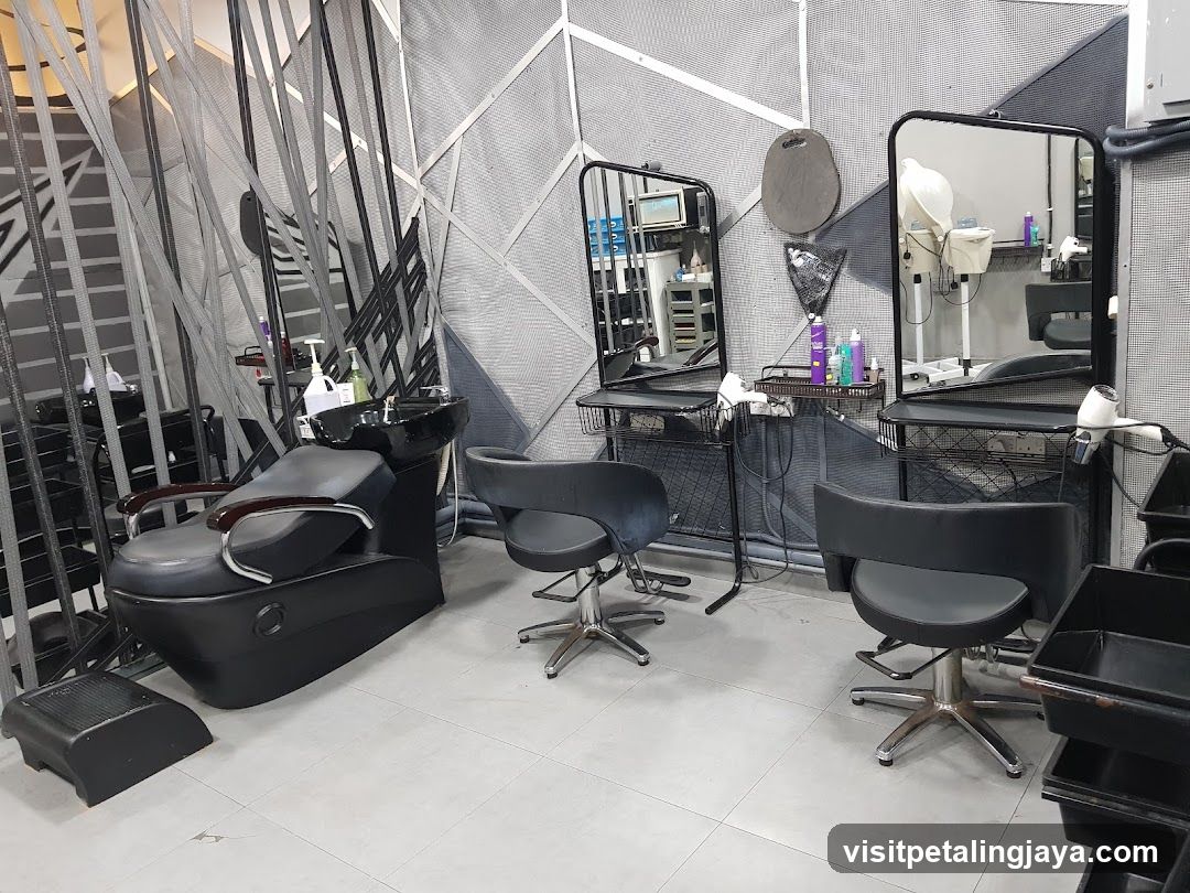 Salon Interior View