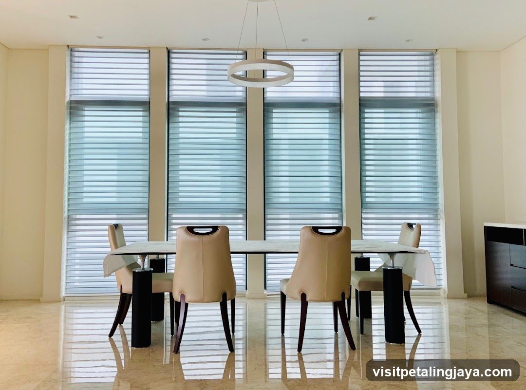 Modern Dining Room Interior
