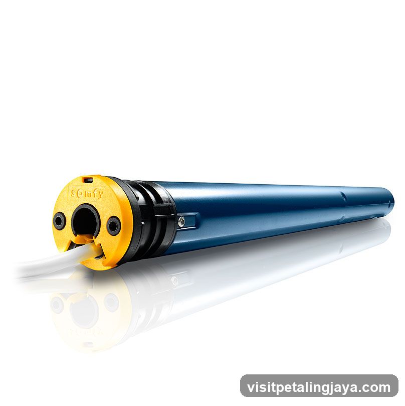 Blue cylindrical device with yellow cap