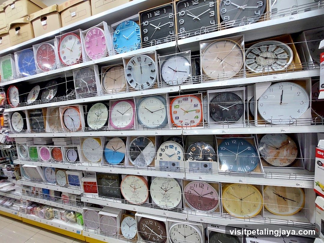 Wall Clock Display Shelf