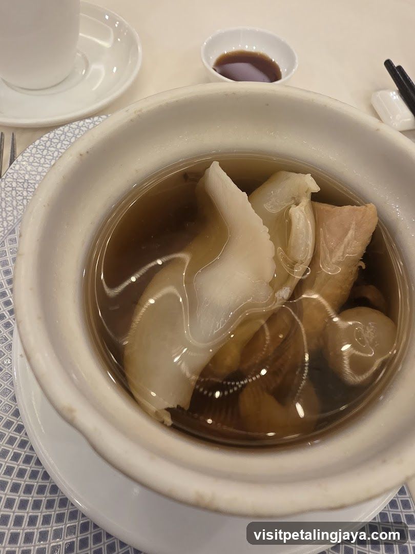 Clam Soup with Seafood Ingredients