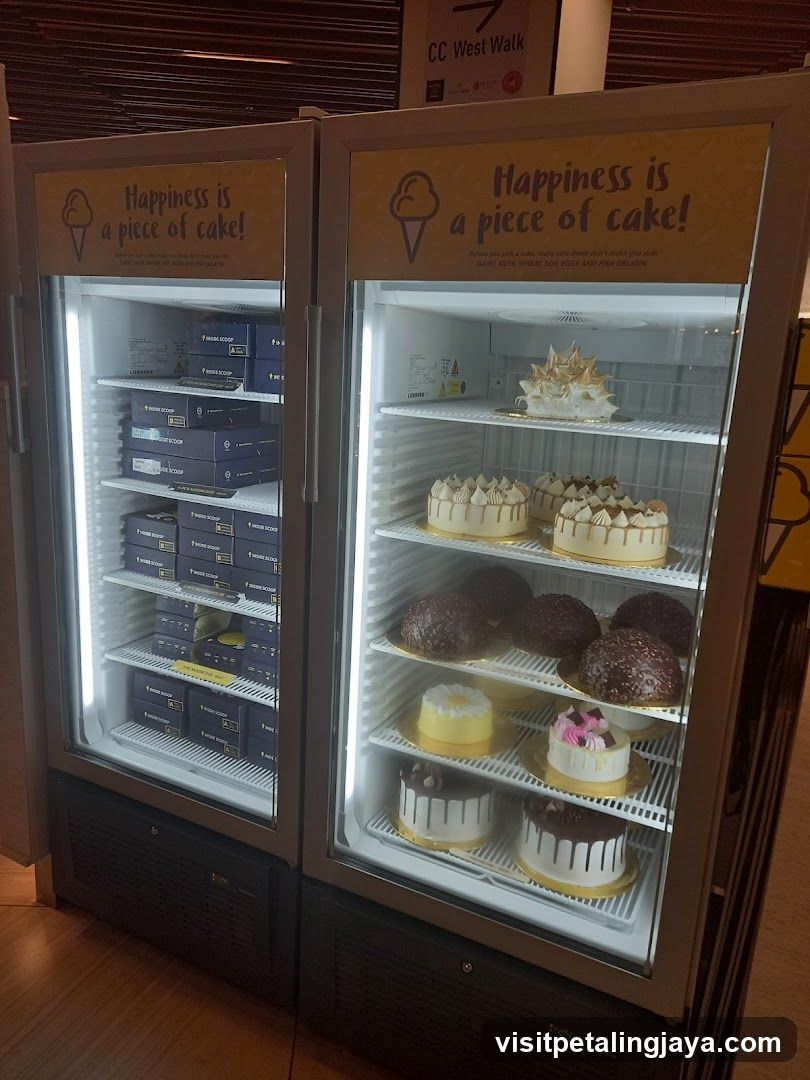 Refrigerated Cake Display