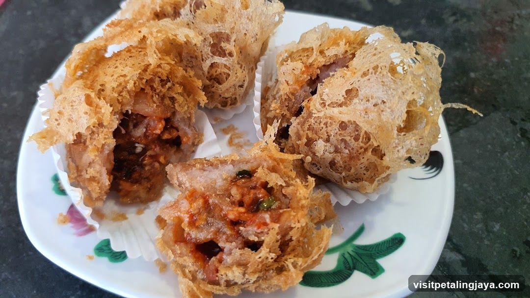 Fried Dumplings with Crispy Exterior