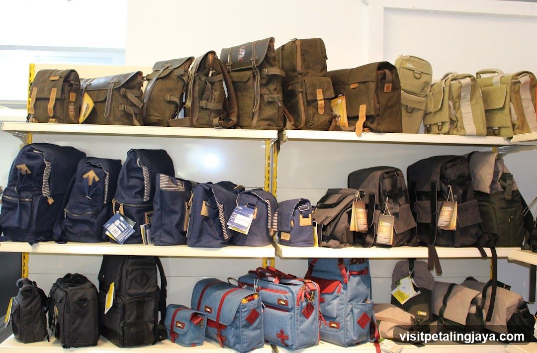 BAG DISPLAY