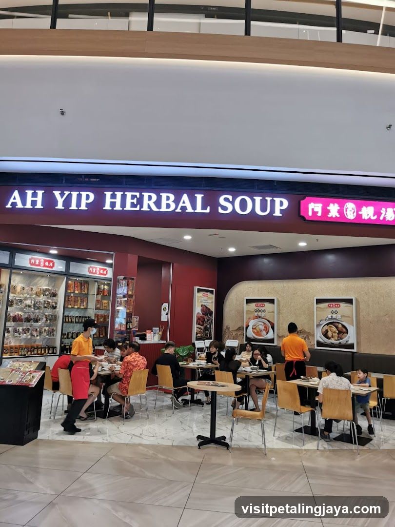 Ah Yip Herbal Soup Interior