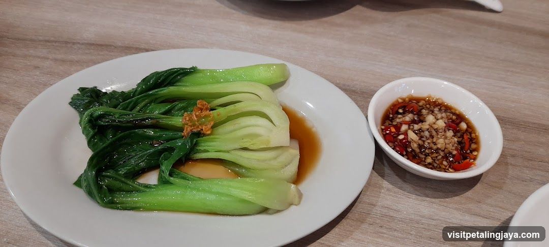 Bok Choy with Garlic Sauce