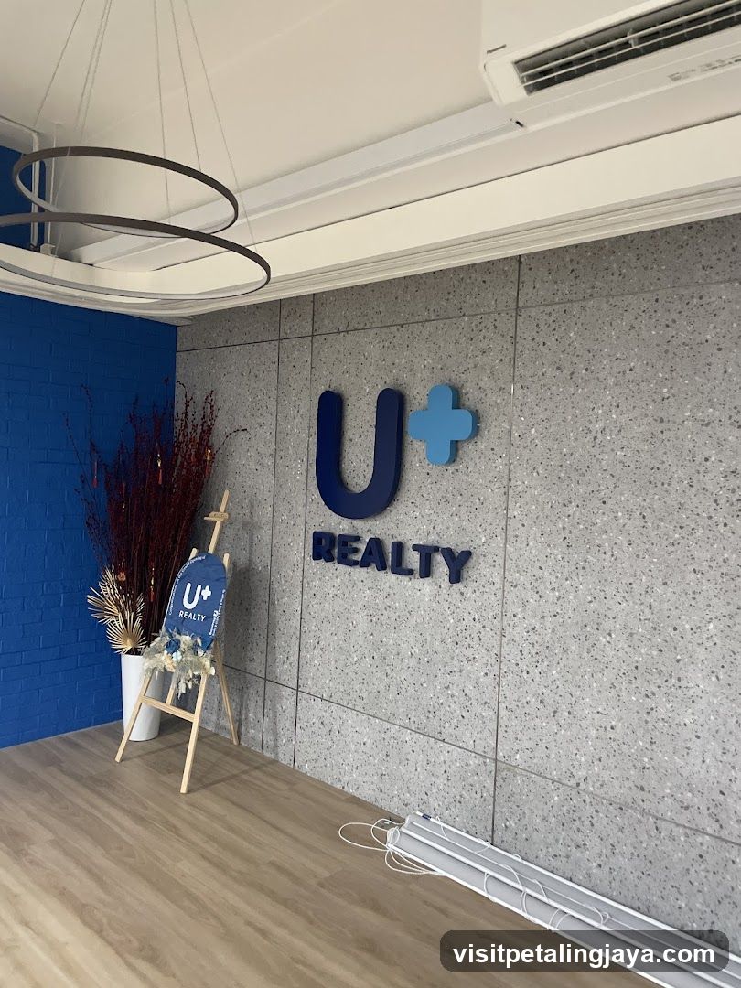 U+ Realty Interior Signage