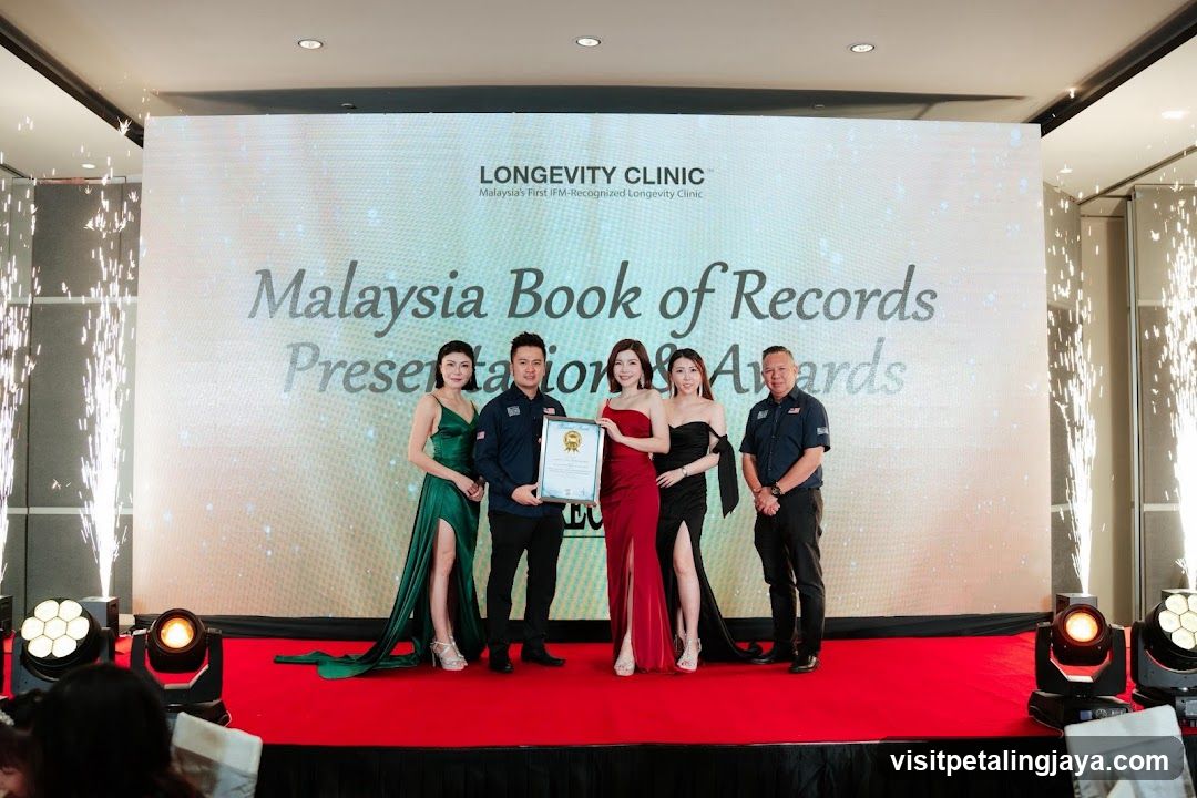 Longevity Clinic Malaysia Book of Records Presentation & Awards