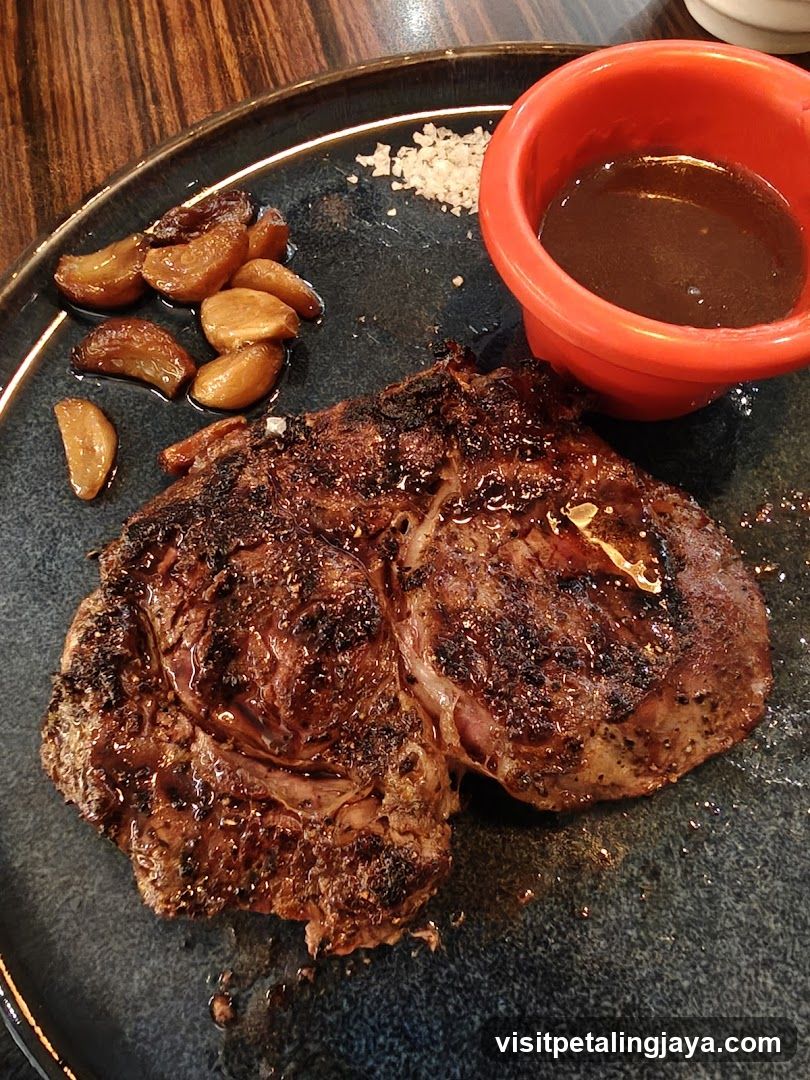 Grilled Steak with Garlic and Sauce