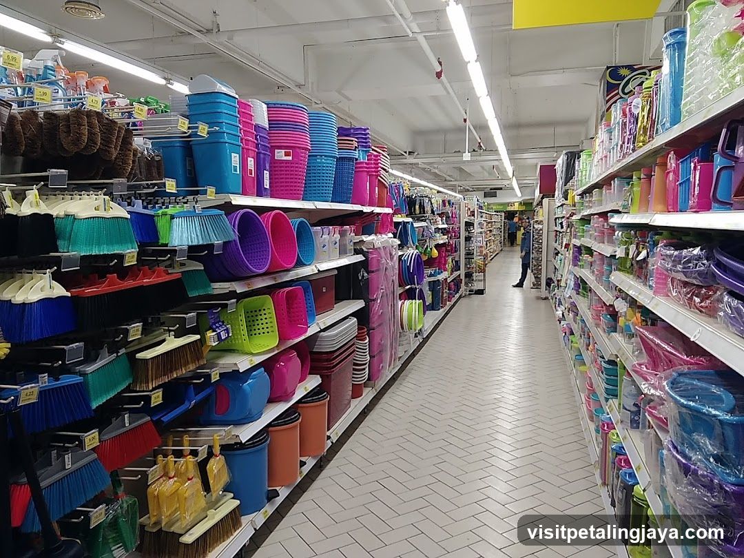 Home Goods Aisle