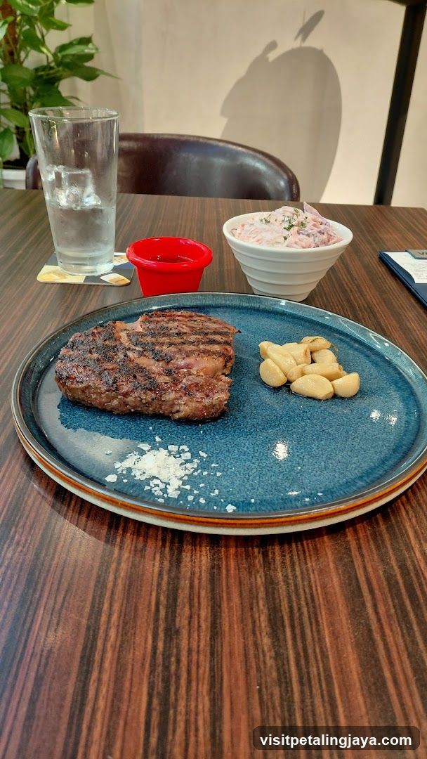Grilled Steak with Garlic and Side Dish