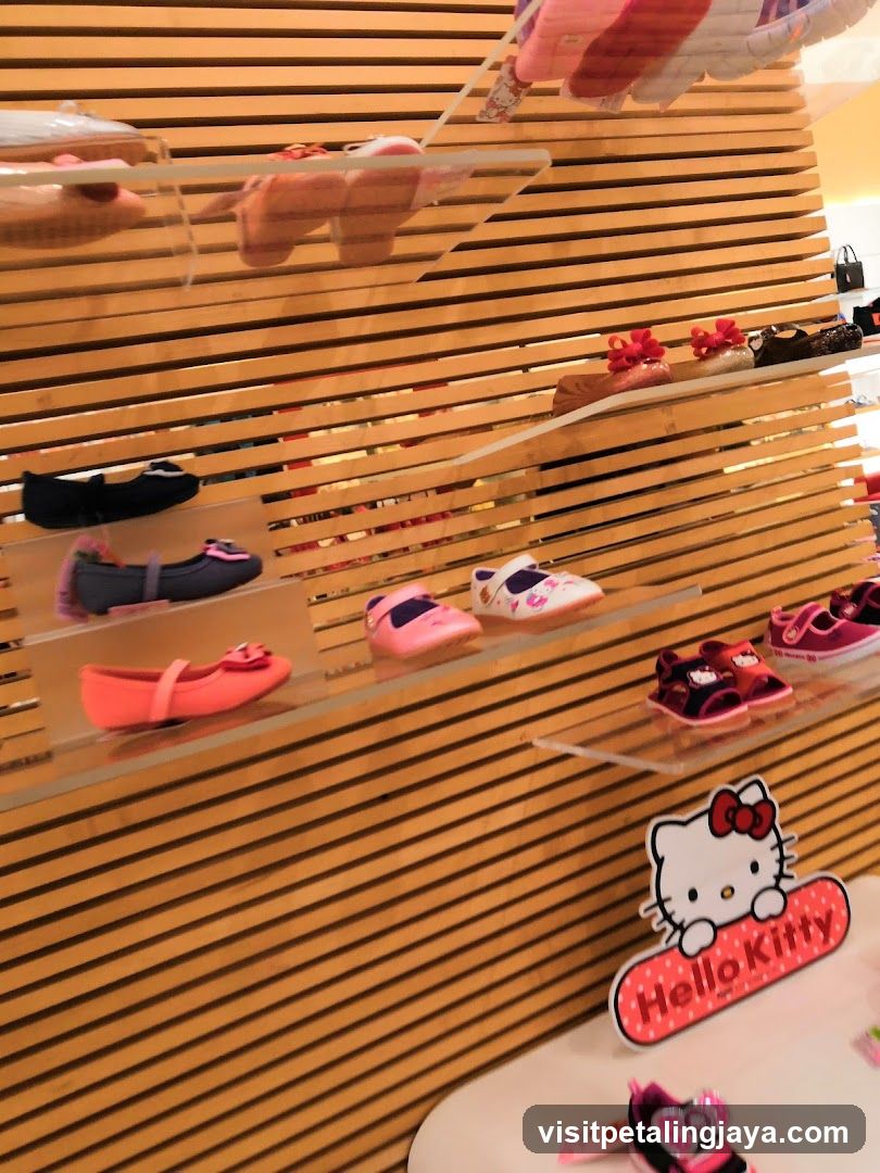Hello Kitty Shoe Display