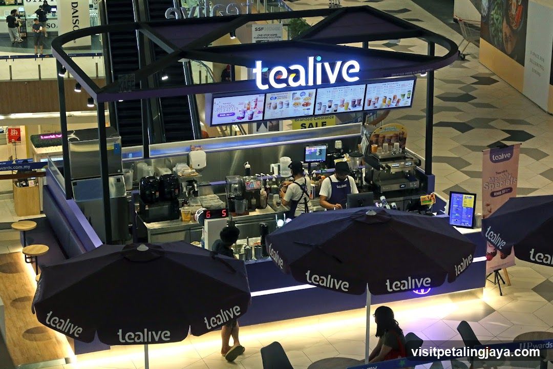 Tealive Kiosk Interior View