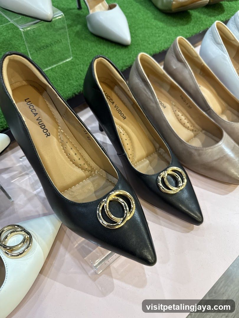 Luca Vudor Heels Display