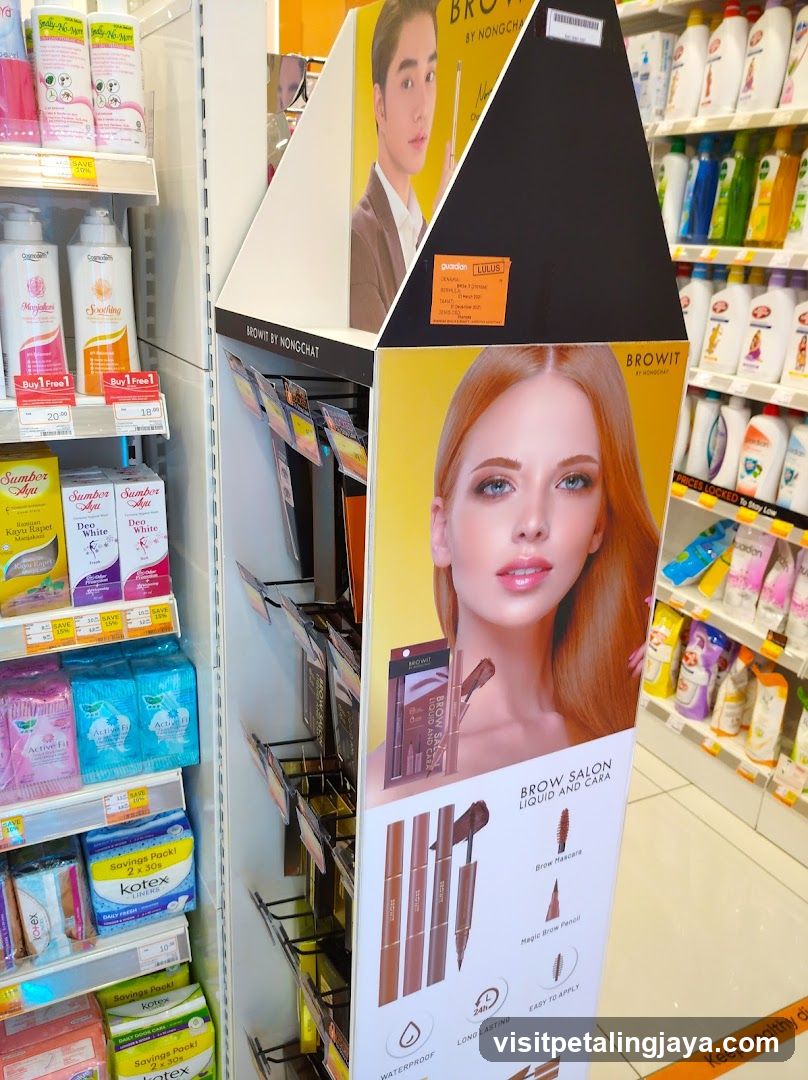 Brow Salon Display Stand in Store