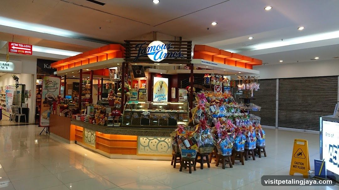 Famous Amos