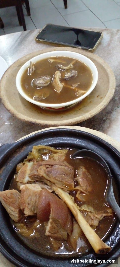Restoran Wing Hiong Bah Kut Teh