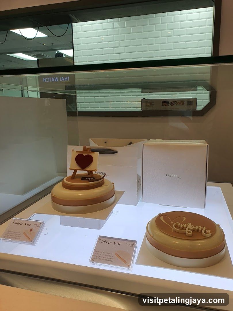 Cake Display Case