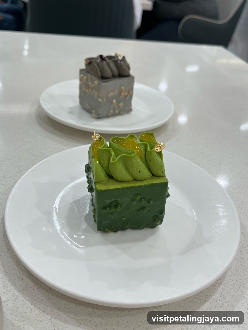 Matcha and Grey Desserts