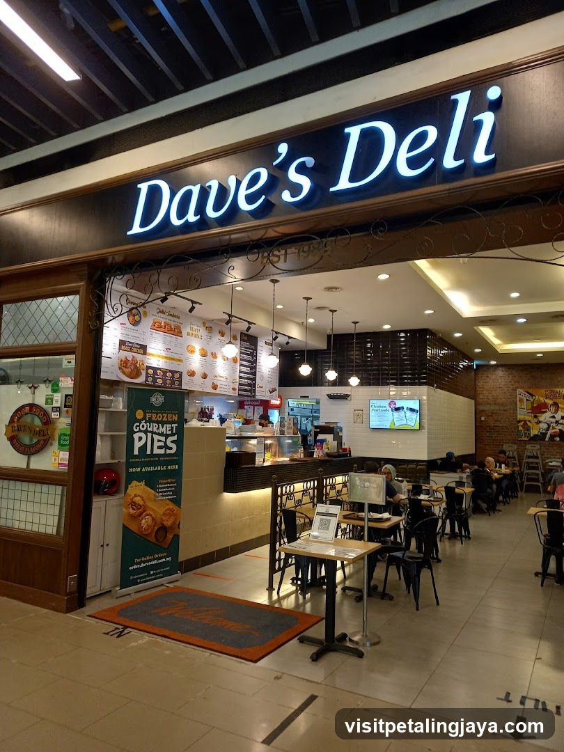 Dave's Deli Interior View