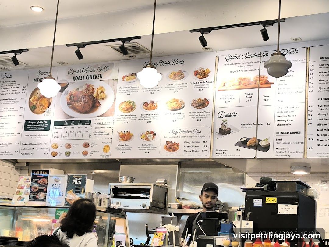 Dave's Famous 1939 Roast Chicken Menu Board