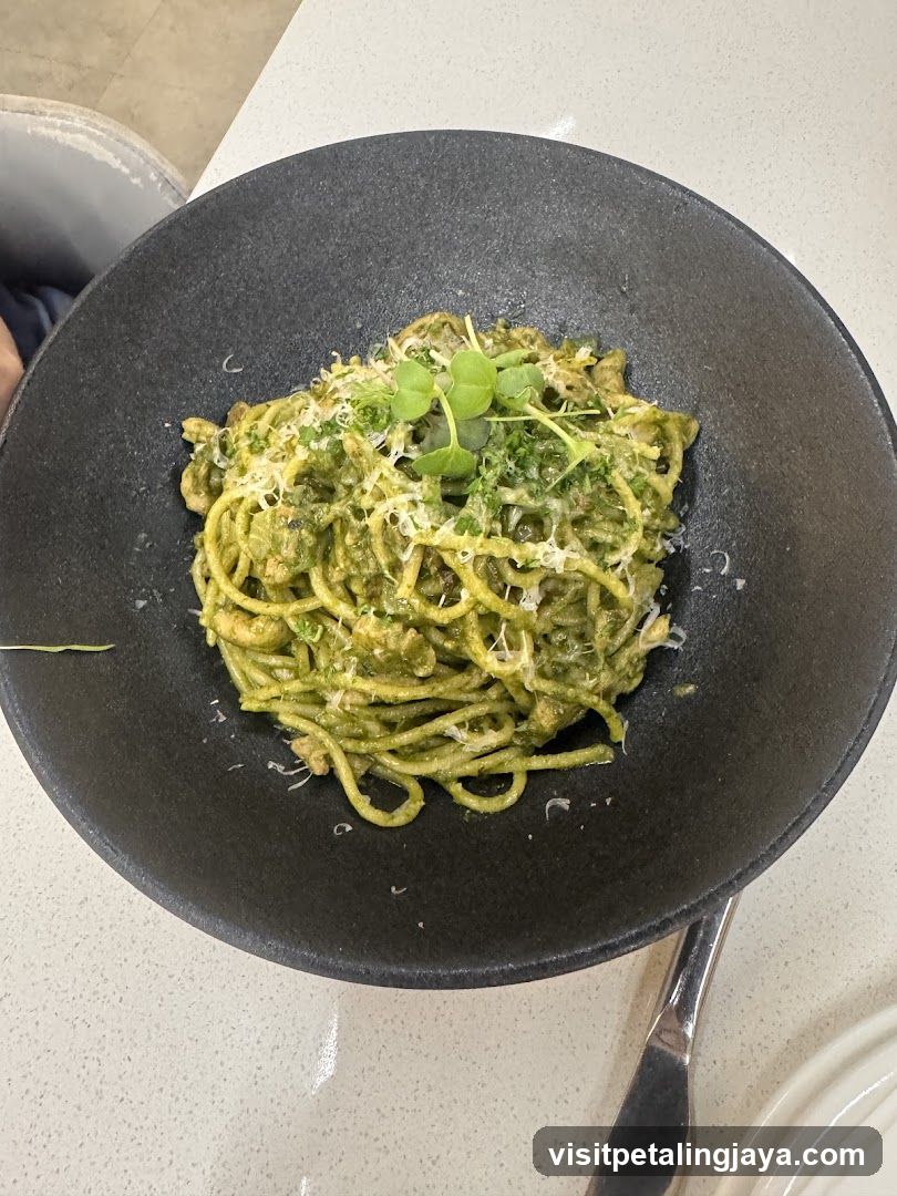 Pesto Pasta Dish