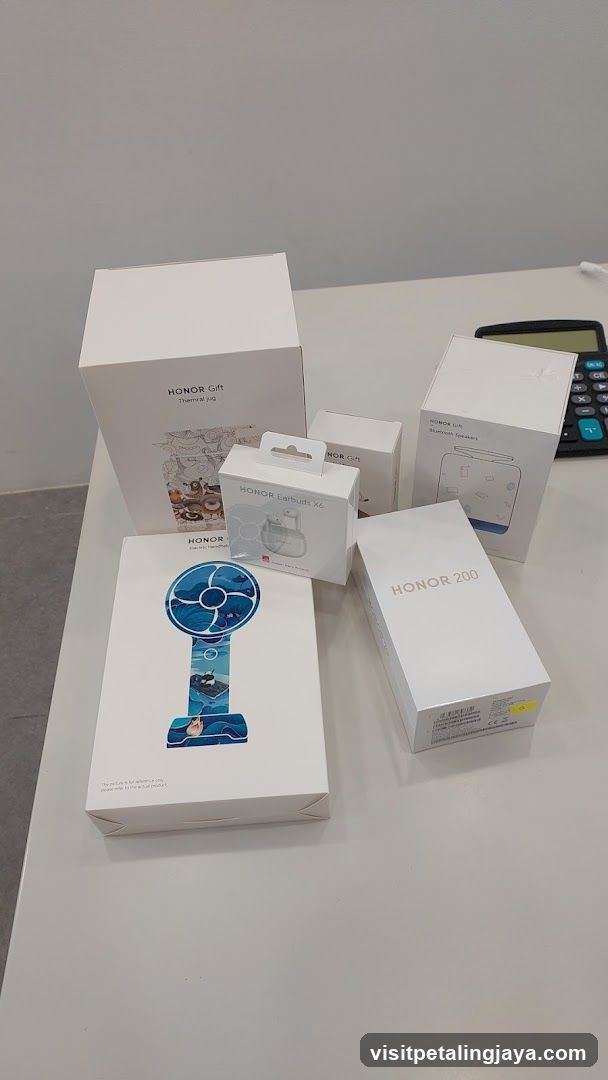 Honor Electronics Boxes on Table