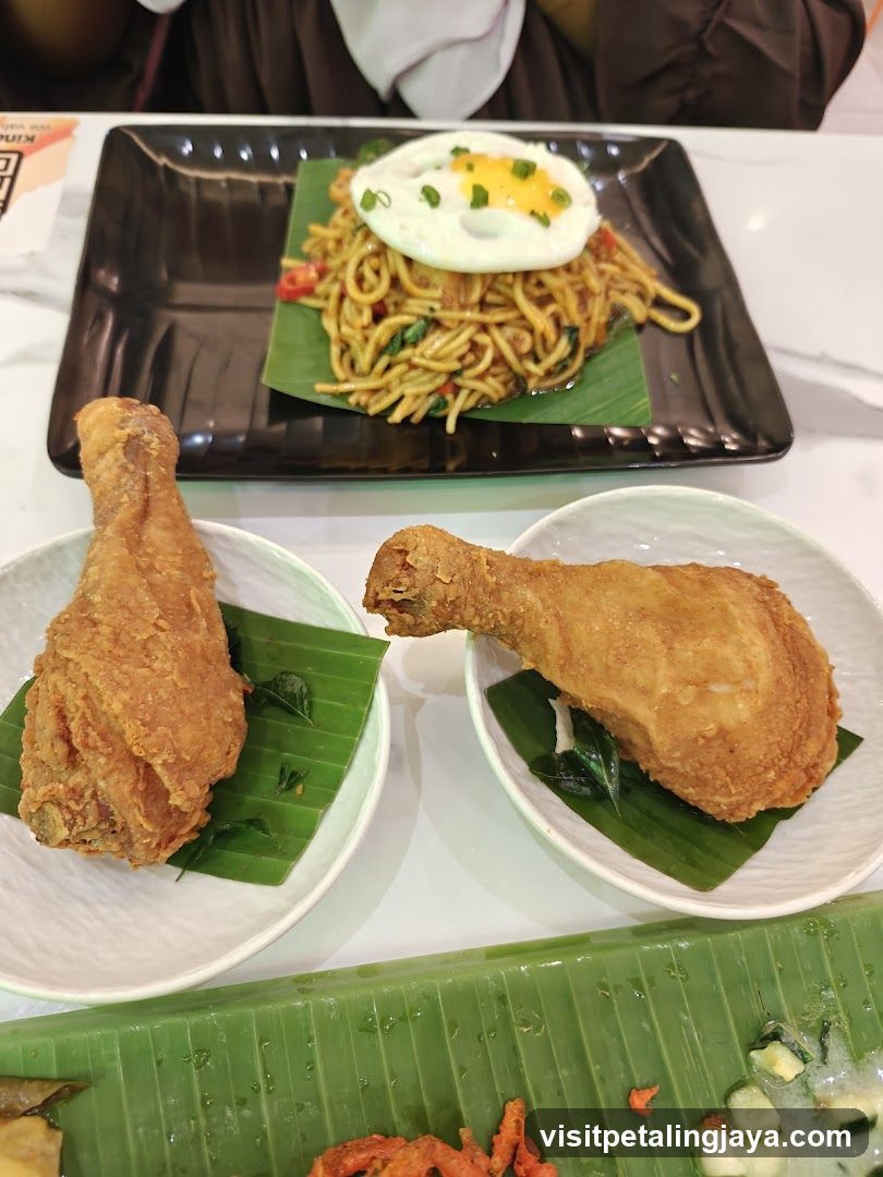 Fried Chicken and Noodles Meal