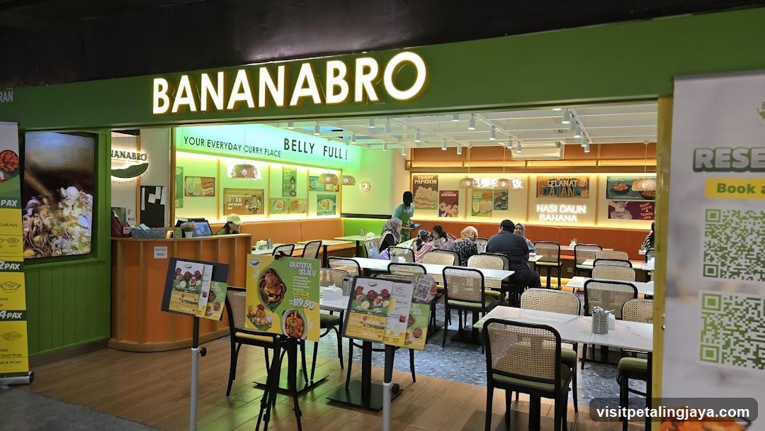 Bananabro Restaurant Interior
