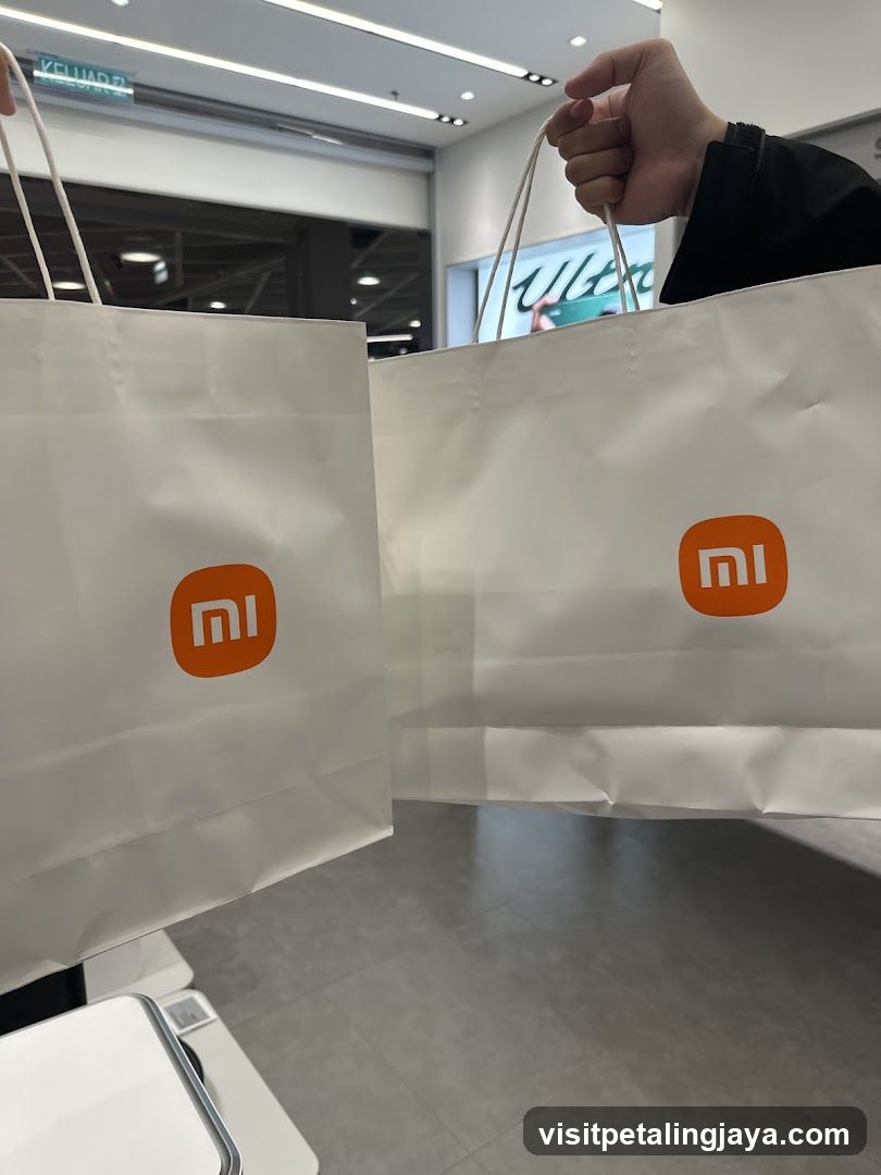 Mall Bags with Xiaomi Logo