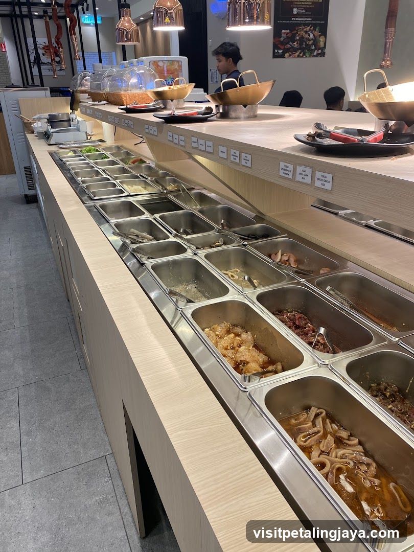 Food Buffet Counter