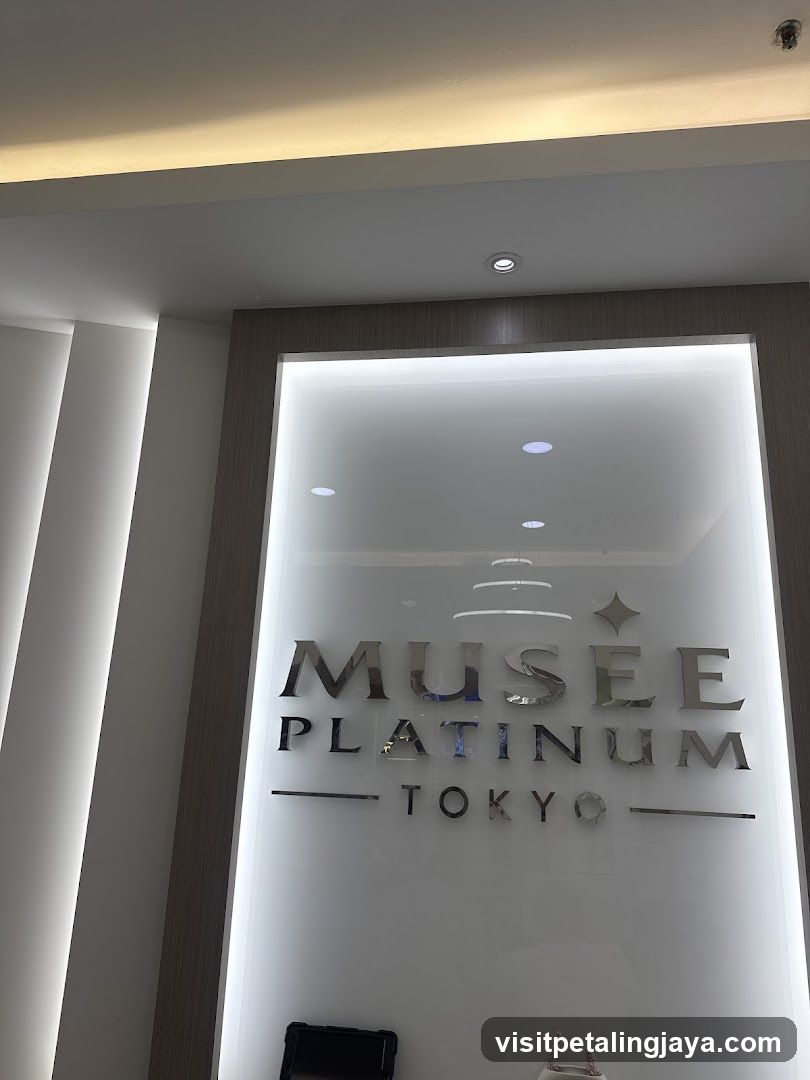Musee Platinum Tokyo Interior Signage