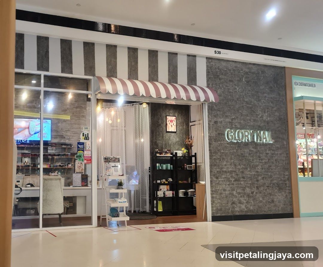 Wnail Inspired Atria Mall