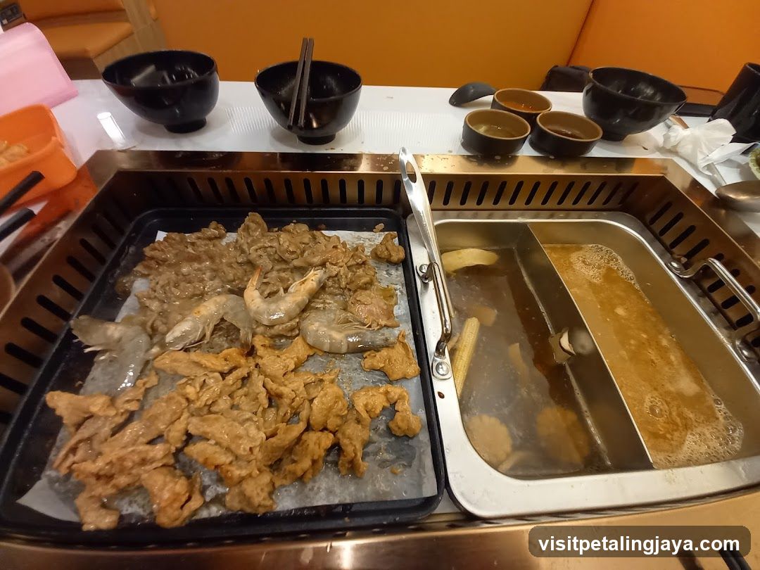 Hot Pot Dining Setup