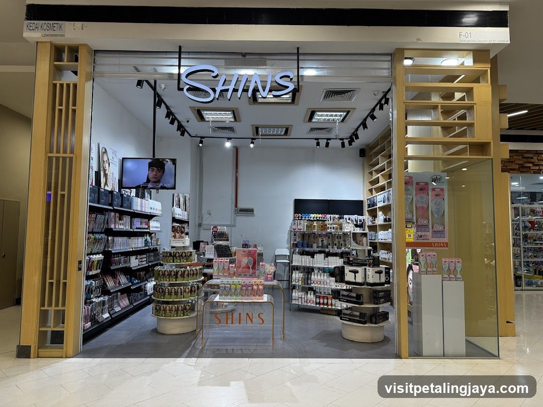 SHINS Atria Shopping Gallery