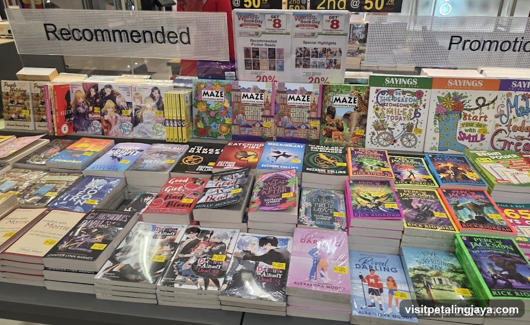Book Display Shelf